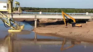 Sameep canaliza el Bermejo en Puerto Lavalle ante la bajante