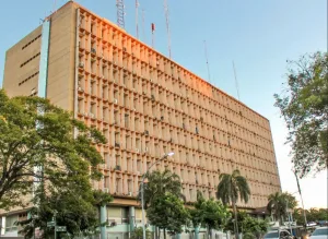 El Gobierno Provincial en rojo para pagar sueldos