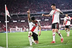 River le ganó al último campeón 3-1 y arrancó como gran candidato