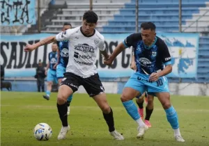 For Ever cayó 2-0 en Jujuy
