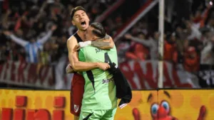 River volvió a ganar por penales con Armani de figura