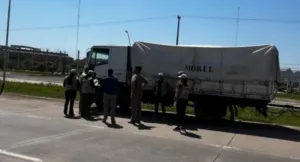 Presunta trata: camionero detenido cuando llevaba oculta a una menor