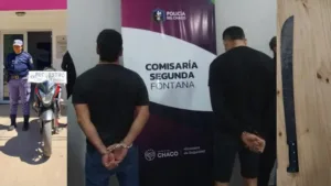Ataque a machetazos en Fontana: un herido grave y dos detenidos