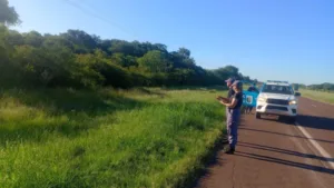 Dos ciclistas hallaron un cuerpo en descomposición a la vera de la Ruta 16